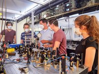 Experimentalphysik-ML4Q